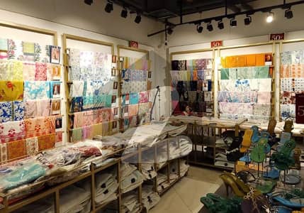 کمرشل مارکیٹ راولپنڈی میں 1 مرلہ دکان 1.32 کروڑ میں برائے فروخت۔