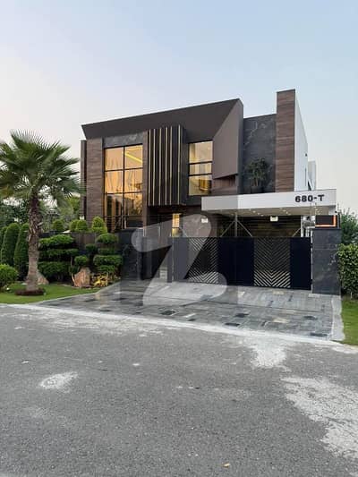 ڈی ایچ اے ڈیفینس فیز 2 ڈی ایچ اے ڈیفینس,اسلام آباد میں 5 کمروں کا 1 کنال مکان 10.0 کروڑ میں برائے فروخت۔