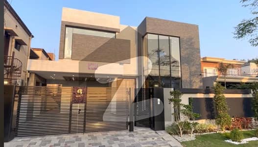 Upper Portion One Kanal Slightly Used Bungalow DHA Phase 2 Lahore.