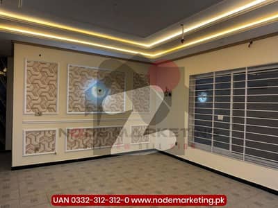 شیخ ملتون ٹاؤن مردان میں 5 کمروں کا 10 مرلہ مکان 3.95 کروڑ میں برائے فروخت۔