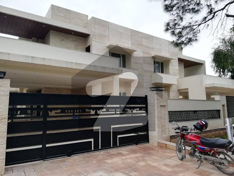 ای ۔ 7 اسلام آباد میں 6 کمروں کا 1 کنال مکان 16.0 لاکھ میں کرایہ پر دستیاب ہے۔ ای ۔ 7 اسلام آباد میں 6 کمروں کا 1 کنال مکان 16.0 لاکھ میں کرایہ پر دستیاب ہے۔