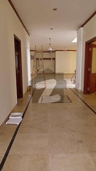 Fully Renovated 6 bedrooms house for rent Dha Phase 6