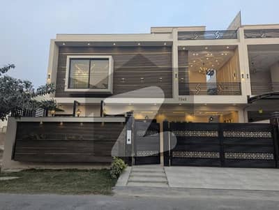 ڈی ایچ اے فیز 6 - بلاک ڈی فیز 6,ڈیفنس (ڈی ایچ اے),لاہور میں 3 کمروں کا 1 کنال بالائی پورشن 1.0 لاکھ میں کرایہ پر دستیاب ہے۔