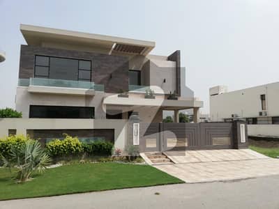 ڈی ایچ اے فیز 1 ڈیفنس (ڈی ایچ اے),لاہور میں 5 کمروں کا 1 کنال مکان 6.75 کروڑ میں برائے فروخت۔