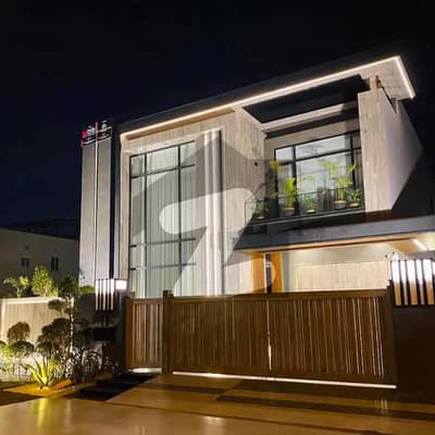 01 KANAL AESTHETICALLY DESIGNED HOUSE FOR SALE IN THE HEART OF DHA LAHORE
