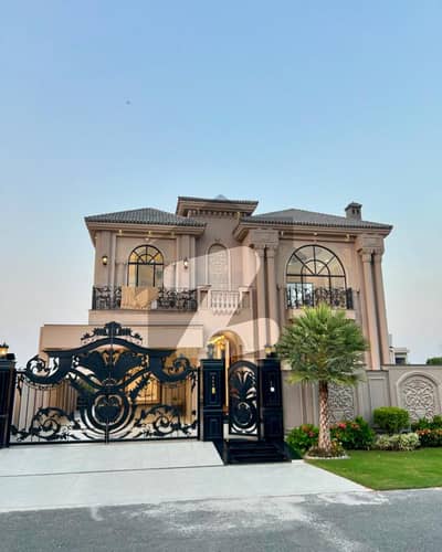 ڈی ایچ اے فیز 7 ڈیفنس (ڈی ایچ اے),لاہور میں 5 کمروں کا 1 کنال مکان 6.95 کروڑ میں برائے فروخت۔