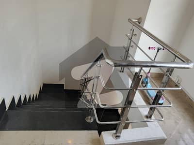 بحریہ ٹاؤن فیز 2 بحریہ ٹاؤن راولپنڈی,راولپنڈی میں 3 کمروں کا 1 کنال بالائی پورشن 1.1 لاکھ میں کرایہ پر دستیاب ہے۔