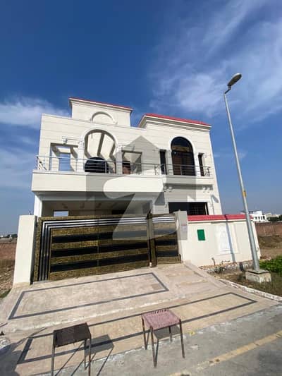 I SELL 5 MARLA HOUSE IN BAHRIA ORCHARD LAHORE