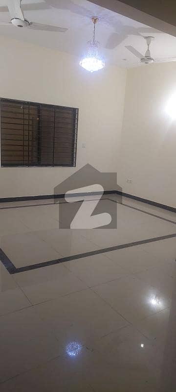 Chance deal 150 yards house rent phase 8