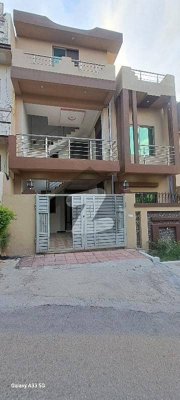 5 Marla House Available For Rent Like New