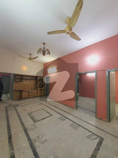 چکلالہ سکیم 3 چکلالہ سکیم,راولپنڈی میں 3 کمروں کا 8 مرلہ بالائی پورشن 45.0 ہزار میں کرایہ پر دستیاب ہے۔