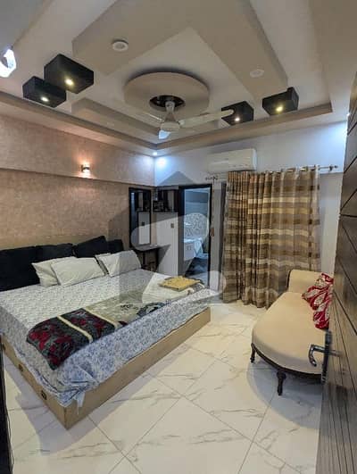 کشمیر روڈ کراچی میں 3 کمروں کا 8 مرلہ فلیٹ 3.3 کروڑ میں برائے فروخت۔