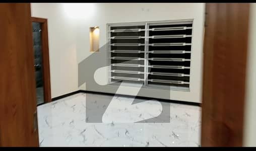 بحریہ ٹاؤن فیز 7 بحریہ ٹاؤن راولپنڈی,راولپنڈی میں 4 کمروں کا 1 کنال بالائی پورشن 1.2 لاکھ میں کرایہ پر دستیاب ہے۔