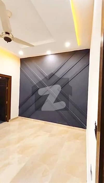 کینال پامز لگژری ہاؤسنگ سکیم سرگودھا میں 4 کمروں کا 4 مرلہ مکان 2.25 کروڑ میں برائے فروخت۔