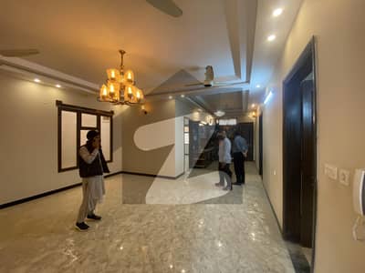 Silent Commercial Portion Office Available In Rent At Shahrae Faisal