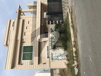 10 marla brend new house available for sale