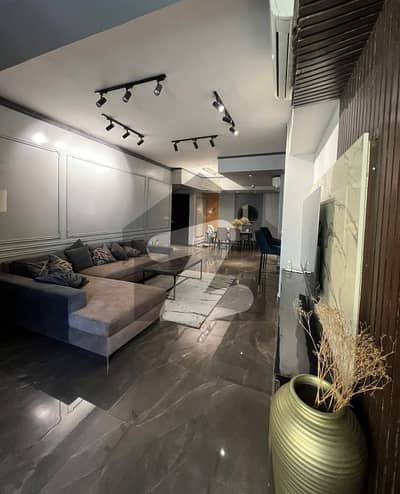 امارکریسنٹ بے ڈی ایچ اے فیز 8,ڈی ایچ اے ڈیفینس,کراچی میں 2 کمروں کا 9 مرلہ فلیٹ 7.0 کروڑ میں برائے فروخت۔