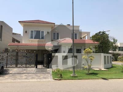 ڈی ایچ اے فیز 6 ڈیفنس (ڈی ایچ اے),لاہور میں 4 کمروں کا 1 کنال مکان 12.0 کروڑ میں برائے فروخت۔