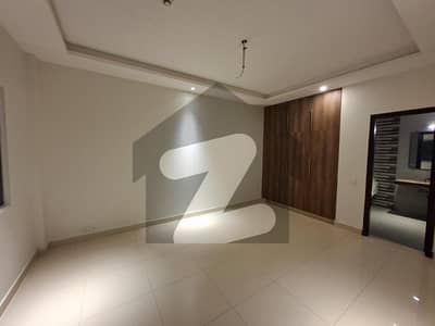 ڈیفنس ویو اپارٹمنٹس شنگھائی روڈ,لاہور میں 2 کمروں کا 5 مرلہ فلیٹ 1.65 کروڑ میں برائے فروخت۔