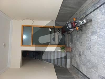 Looking For A House In Satiana Road