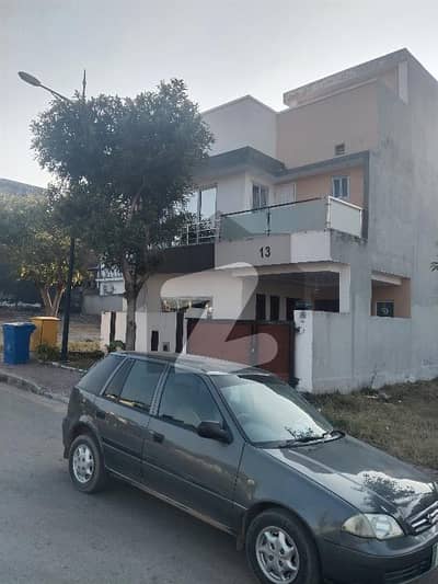 بحریہ انکلیو - سیکٹر این بحریہ انکلیو,بحریہ ٹاؤن,اسلام آباد میں 3 کمروں کا 5 مرلہ مکان 85.0 ہزار میں کرایہ پر دستیاب ہے۔