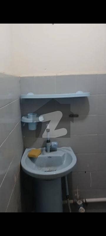 راحت کمرشل ایریا ڈی ایچ اے فیز 6,ڈی ایچ اے ڈیفینس,کراچی میں 1 مرلہ دفتر 44.0 لاکھ میں برائے فروخت۔