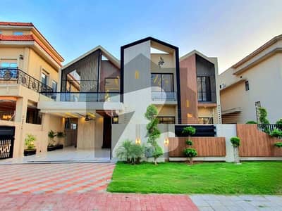 Highly-Desirable House Available In Bahria Town Phase 8 For sale