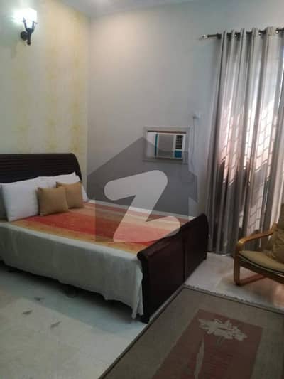 گلشن آباد راولپنڈی میں 4 کمروں کا 1 کنال مکان 4.3 کروڑ میں برائے فروخت۔