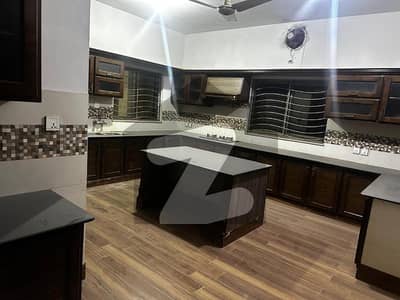 F-10/2 like a new House 6 bedroom 2 kitchen available for rent