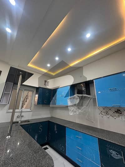 آئی ۔ 14 اسلام آباد میں 5 کمروں کا 7 مرلہ مکان 2.99 کروڑ میں برائے فروخت۔