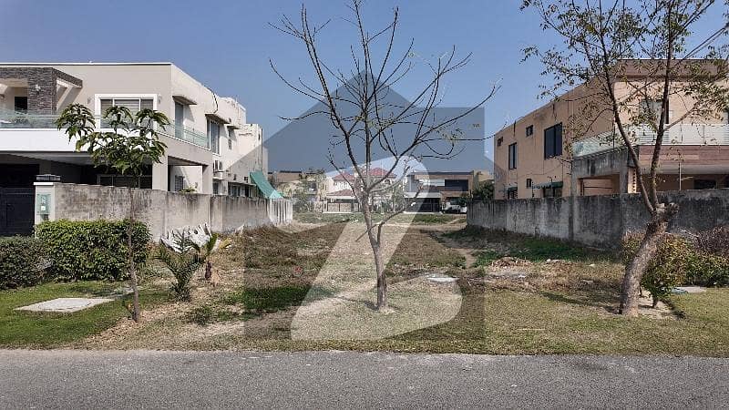 E BLOCK NEAR TO THIS GOOD LOCATION PLOT FOR SALE E BLOCK NEAR TO THIS GOOD LOCATION PLOT FOR SALE