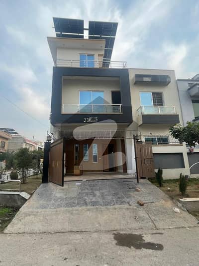 جی ۔ 13 اسلام آباد میں 5 کمروں کا 7 مرلہ مکان 6.15 کروڑ میں برائے فروخت۔