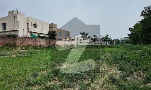 1 Kanal Facing Park Possession Plot 262 on Prime Location