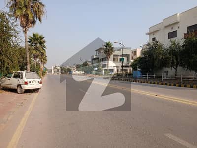 1 Kanal Main Boulevard Plot For Sale
