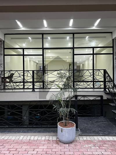Office For Grabs In 1100 Square Feet Islamabad