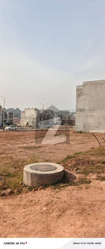 پارک ویو۔ بلاک جے پارک ویو سٹی,اسلام آباد میں 5 مرلہ رہائشی پلاٹ 75.0 لاکھ میں برائے فروخت۔