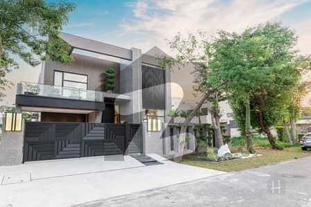 Modern Design 1 Kanal Most Beautiful House Available For Sale | DHA Phase 7, Lahore