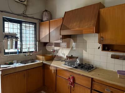 MIAN BROTHERS OFFERS DEFENCE PHASE 1 DOUBLE UNIT ORIGINAL PICS 4 BEDROOMS LUXURY 10 MARLA HOUSE FOR SALE ALMOST FINAL 3,80,00,000