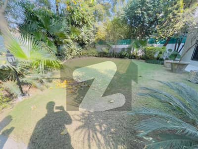 Prime location excellent newly renovated house hills veiw front garden ideal for foreigners-