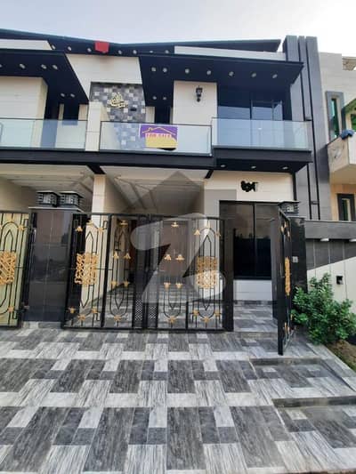 5 Marla Brand New Luxury House For Sale | Ideal Location