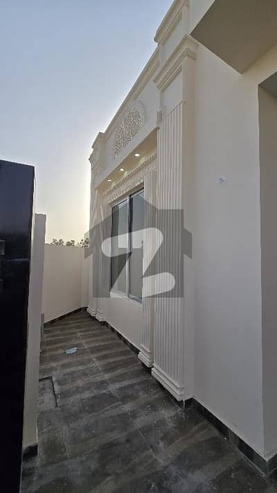 بحریہ نشیمن لاہور میں 1 کمرے کا 5 مرلہ مکان 1.23 کروڑ میں برائے فروخت۔