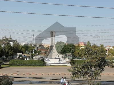 پیراگون سٹی لاہور میں 1 کنال کمرشل پلاٹ 10.0 کروڑ میں برائے فروخت۔