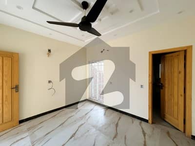 A Great Choice For A 10 Marla Upper Portion Available In DHA Phase 8 - Ex Air Avenue