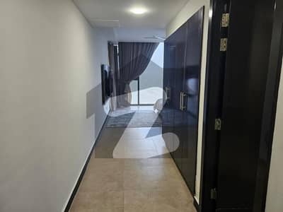 عمار کورل ٹاورز امارکریسنٹ بے,ڈی ایچ اے فیز 8,ڈی ایچ اے ڈیفینس,کراچی میں 3 کمروں کا 10 مرلہ فلیٹ 2.6 لاکھ میں کرایہ پر دستیاب ہے۔