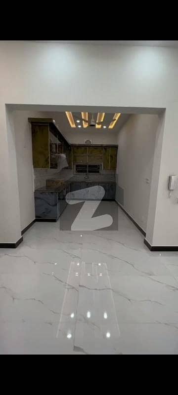 A Good Location House Of 20 Marla In DC Colony