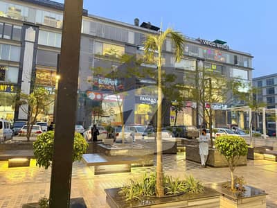 8 marla Rented building