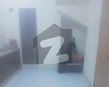 300 Square Feet Flat In Central Punjab Coop Housing Society For rent