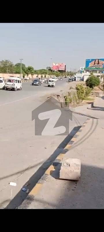 854 Sq. Yd Plot For SALE On Prime Location Opposite RWP Golf Club