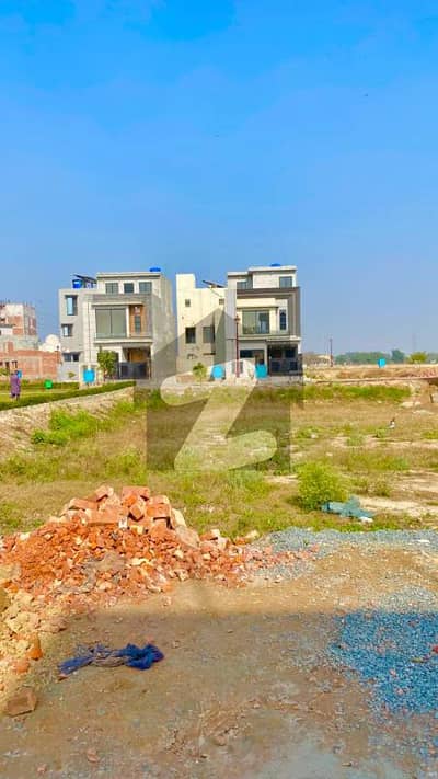 لیک سٹی۔ سیکٹر ایم 7 ۔ بلاک سی 4 لیک سٹی ۔ سیکٹرایم ۔ 7,لیک سٹی,رائیونڈ روڈ,لاہور میں 5 مرلہ رہائشی پلاٹ 74.0 لاکھ میں برائے فروخت۔