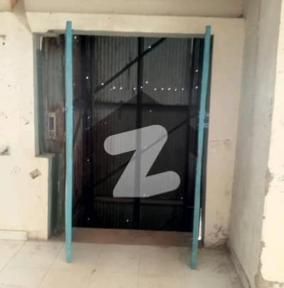 کورنگی انڈسٹریل ایریا کورنگی,کراچی میں 3 کنال فیکٹری 4.5 لاکھ میں کرایہ پر دستیاب ہے۔